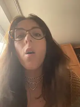 MommmyYummy online show from 04/29/26, 10:08