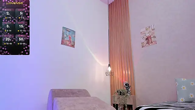 Snapshot of PawgGirl18 chatting on 02/25/25, 02:11 PawgGirl18 online show from 02/25/25, 02:11