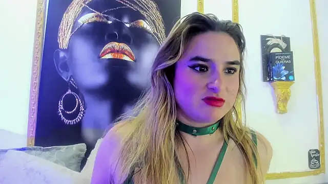 CandyQueenGold online show from 01/28/25, 12:57