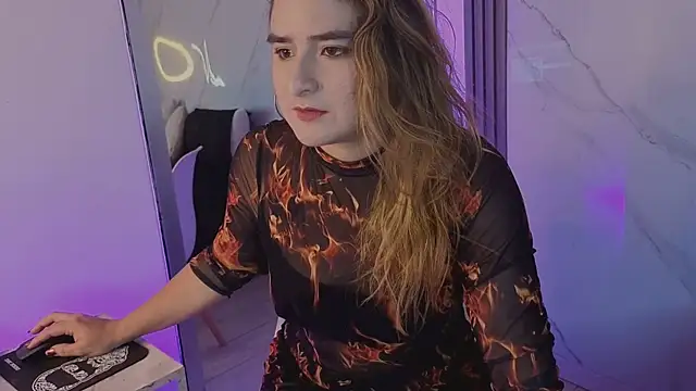 CandyQueenGold online show from 02/07/26, 07:06