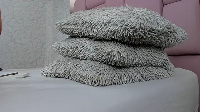  Molly rosse  online show from 01/27/25, 12:48