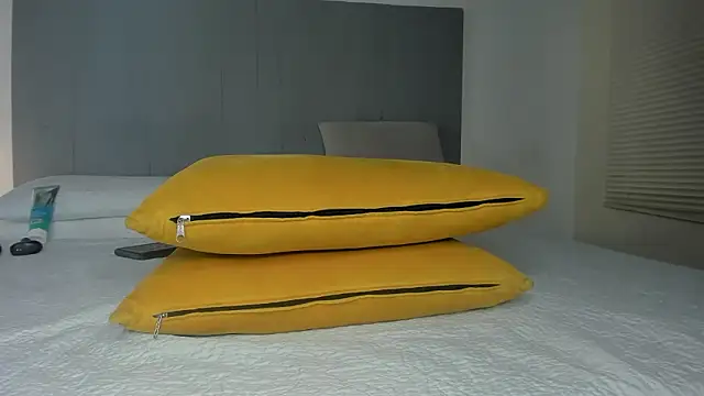 Snapshot of _Molly_rosse_ chatting on 01/17/26, 01:05 Molly rosse online show from 01/17/26, 01:05