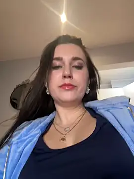 Snapshot of Teylor_Love chatting on 12/16/24, 07:43 Teylor Love online show from 12/16/24, 07:43