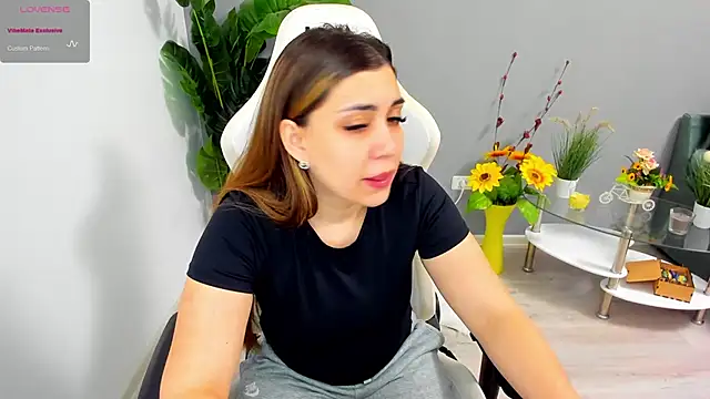 EveEvian online show from 05/12/26, 08:28