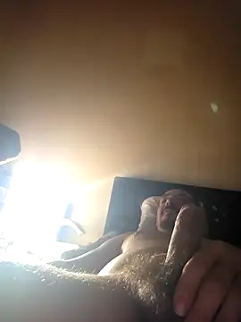 antoniox1978 online show from 12/18/25, 04:24