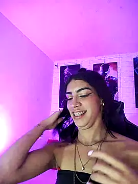 Snapshot of Alahia_Rodriguez chatting on 02/22/25, 09:37 Alahia Rodriguez online show from 02/22/25, 09:37