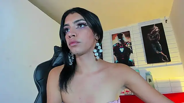 Snapshot of Alahia_Rodriguez chatting on 03/14/25, 02:20 Alahia Rodriguez online show from 03/14/25, 02:20