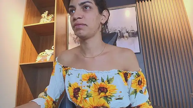 Alahia Rodriguez online show from 03/12/26, 01:39