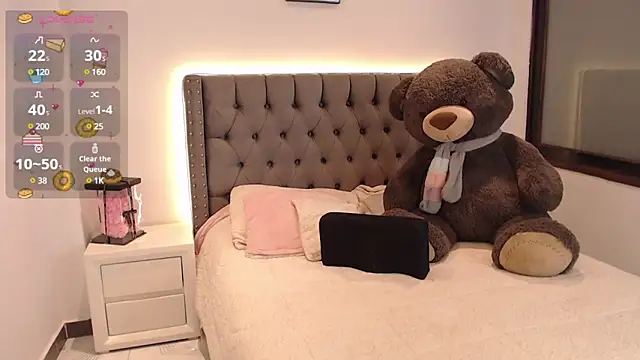 Nicols66 online show from 01/05/25, 12:31