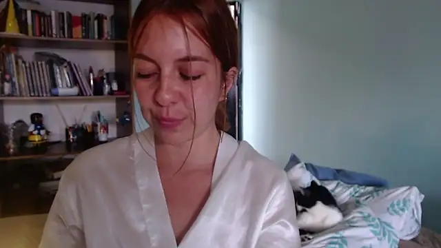 violetapeter 1 online show from 05/12/26, 09:23