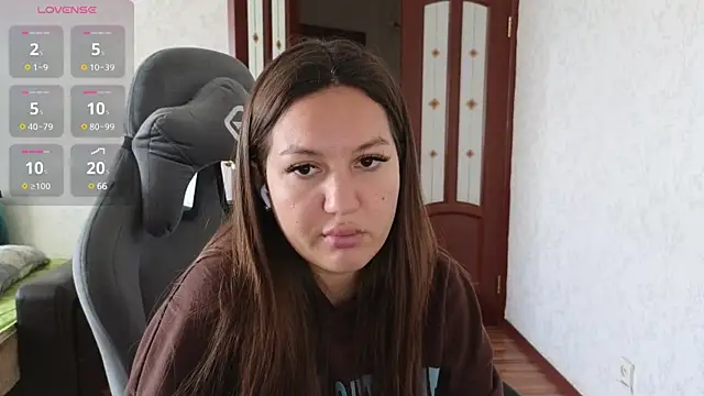 Nelly Fischer online show from 12/14/24, 09:18