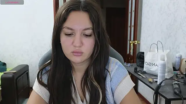 Nelly Fischer online show from 03/11/25, 06:08