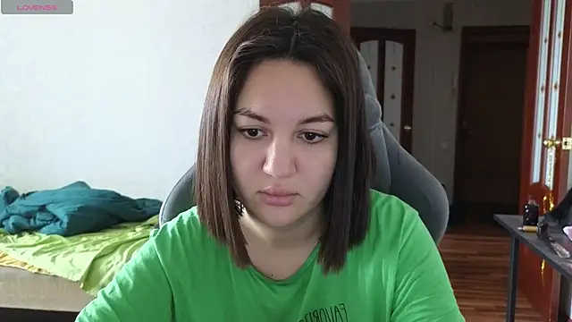 Nelly Fischer online show from 03/17/25, 07:24