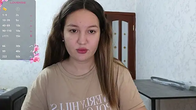 Nelly Fischer online show from 06/11/26, 07:34