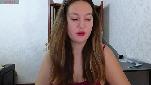 Nelly Fischer online show from 08/08/26, 06:32