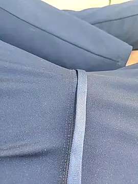 samlord261 online show from 12/19/25, 07:59