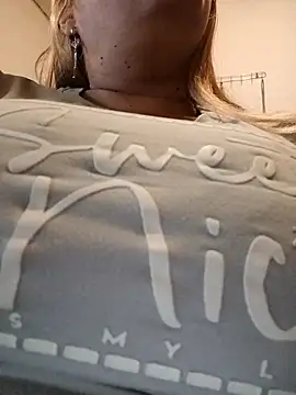 EllisW8 online show from 02/04/26, 11:27