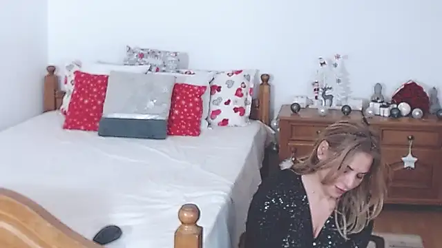 Snapshot of evamaria2024 chatting on 12/18/24, 08:09 evamaria2024 online show from 12/18/24, 08:09