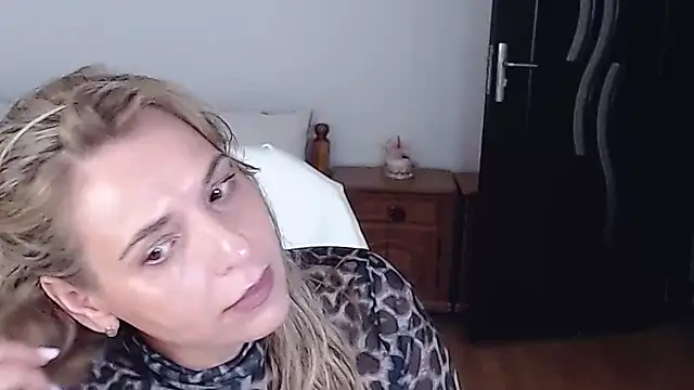 evamaria2024 online show from 07/14/26, 08:41