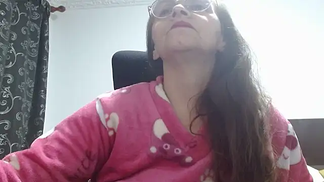 Snapshot of asleycavta chatting on 09/21/25, 04:58 asleycavta online show from 09/21/25, 04:58