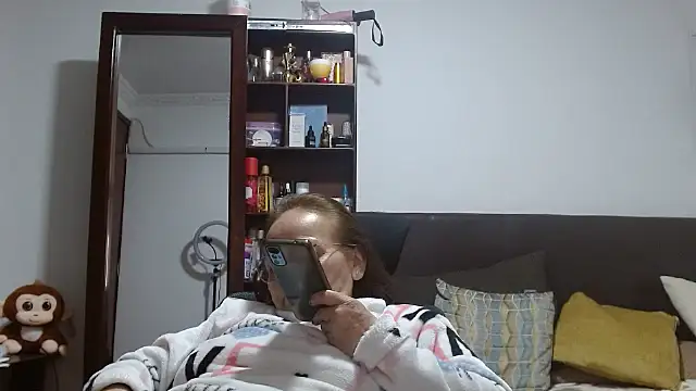 Snapshot of asleycavta chatting on 09/24/25, 01:31 asleycavta online show from 09/24/25, 01:31