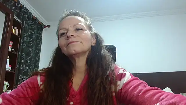 Snapshot of asleycavta chatting on 10/16/25, 02:12 asleycavta online show from 10/16/25, 02:12