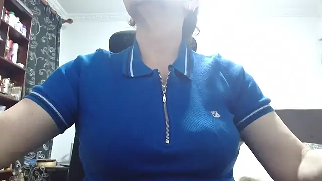 Snapshot of asleycavta chatting on 12/01/25, 04:28 asleycavta online show from 12/01/25, 04:28