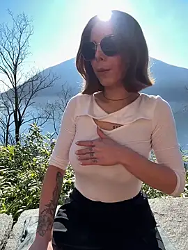 Snapshot of Mia_Railey chatting on 02/05/26, 01:05 Mia Railey online show from 02/05/26, 01:05