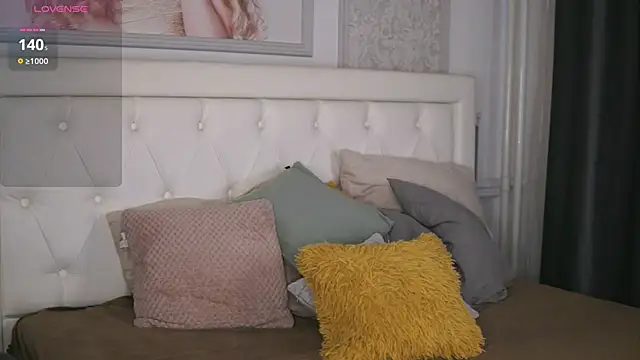 Snapshot of Adelyn_Chase chatting on 03/15/25, 08:58 Adelyn Chase online show from 03/15/25, 08:58