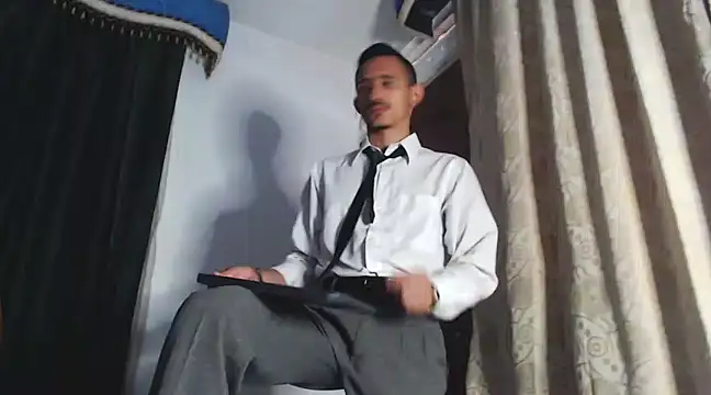 HomeAloneK online show from 02/05/25, 08:04