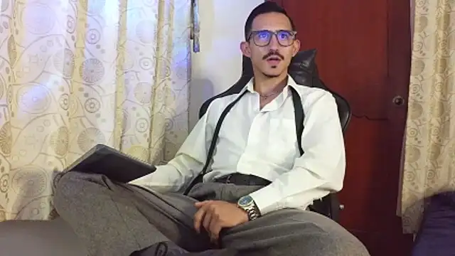 HomeAloneK online show from 04/08/26, 07:47