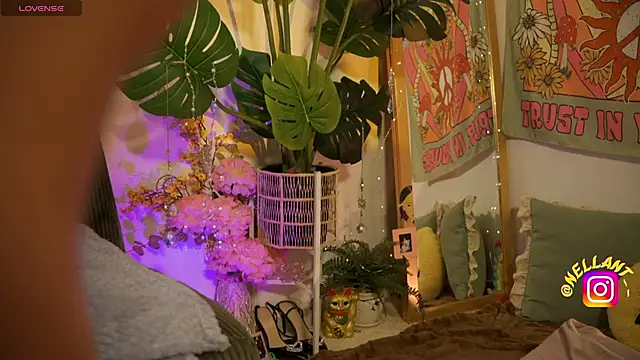 antonella maitt1 online show from 04/04/26, 03:16