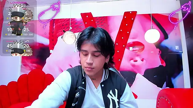 alex 477 online show from 03/22/25, 11:32