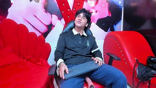 alex 477 online show from 10/18/25, 11:33