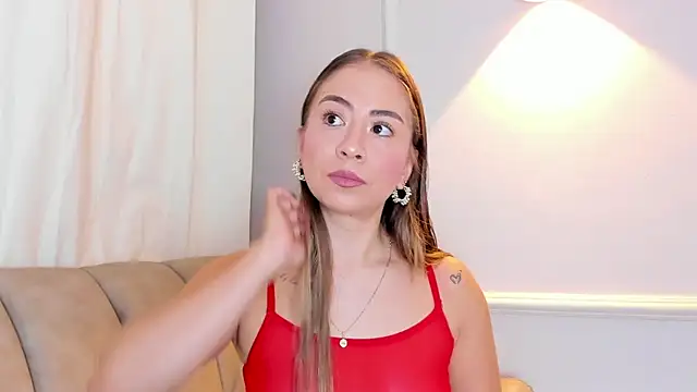 Lia walton online show from 02/10/25, 11:46