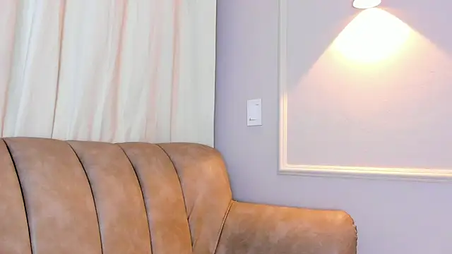 Lia walton online show from 09/20/25, 12:17