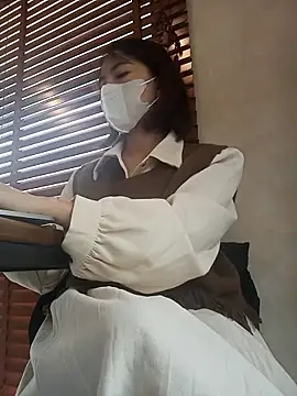 Michiko1 online show from 03/18/25, 08:03