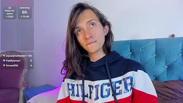 Feniix   online show from 01/08/25, 10:04