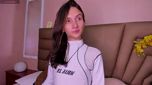 Feniix   online show from 10/21/25, 04:57