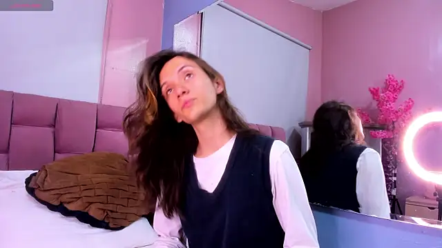 Feniix   online show from 12/02/25, 05:02