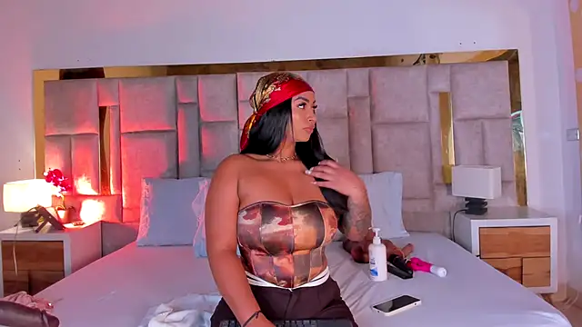 Miss Abigail  online show from 10/22/25, 01:22