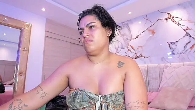 kiana cream online show from 12/18/25, 11:49