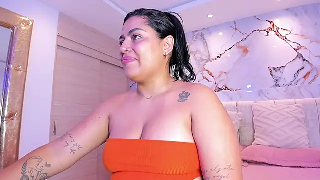 kiana cream online show from 12/19/25, 12:34