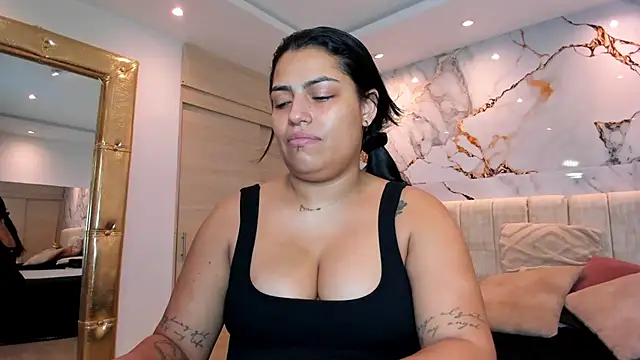 kiana cream online show from 06/01/26, 11:56