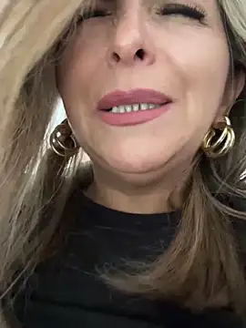  Abril-Office1 online show from 02/03/25, 07:42