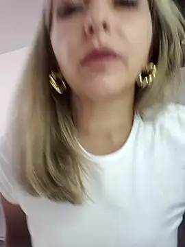  Abril-Office1 online show from 02/10/25, 06:35