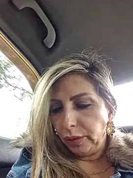  Abril-Office1 online show from 03/11/25, 03:56