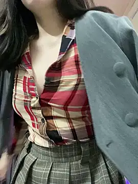 Ruby bear online show from 12/09/24, 02:06