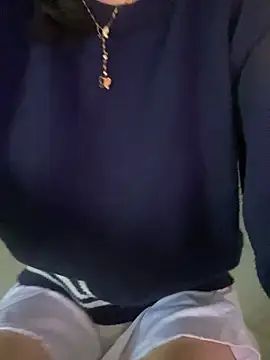 Ruby bear online show from 01/02/25, 02:22