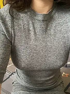 Ruby bear online show from 02/02/25, 02:27